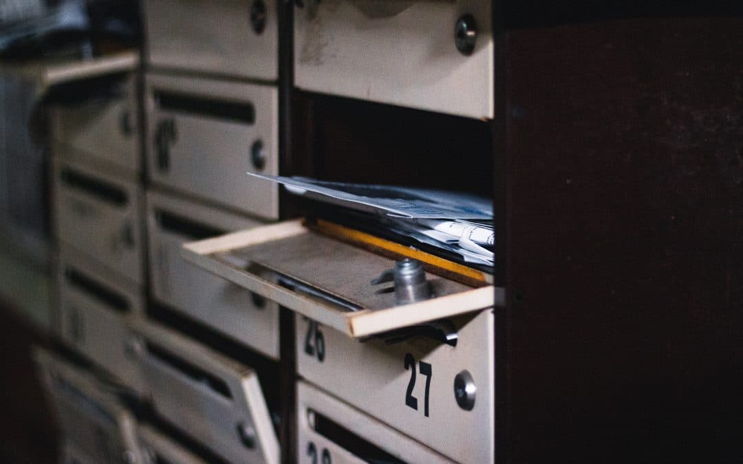 Boîte aux lettres professionnelles : guide en 2023