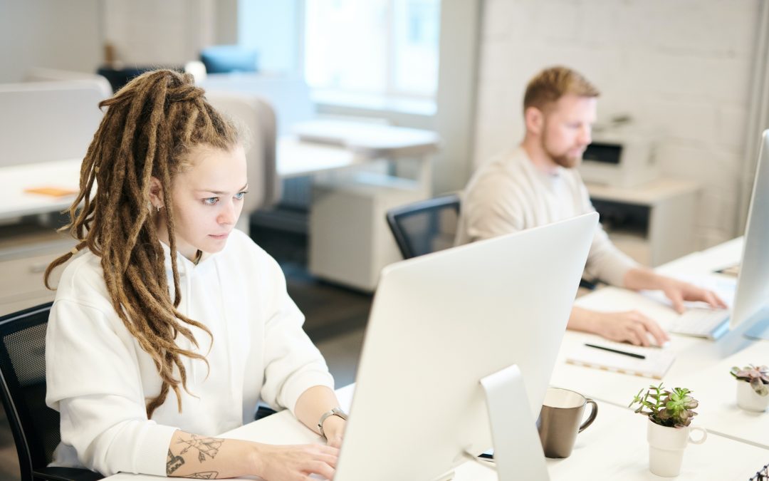Comparatif domiciliation en ligne : qui est le moins cher ?