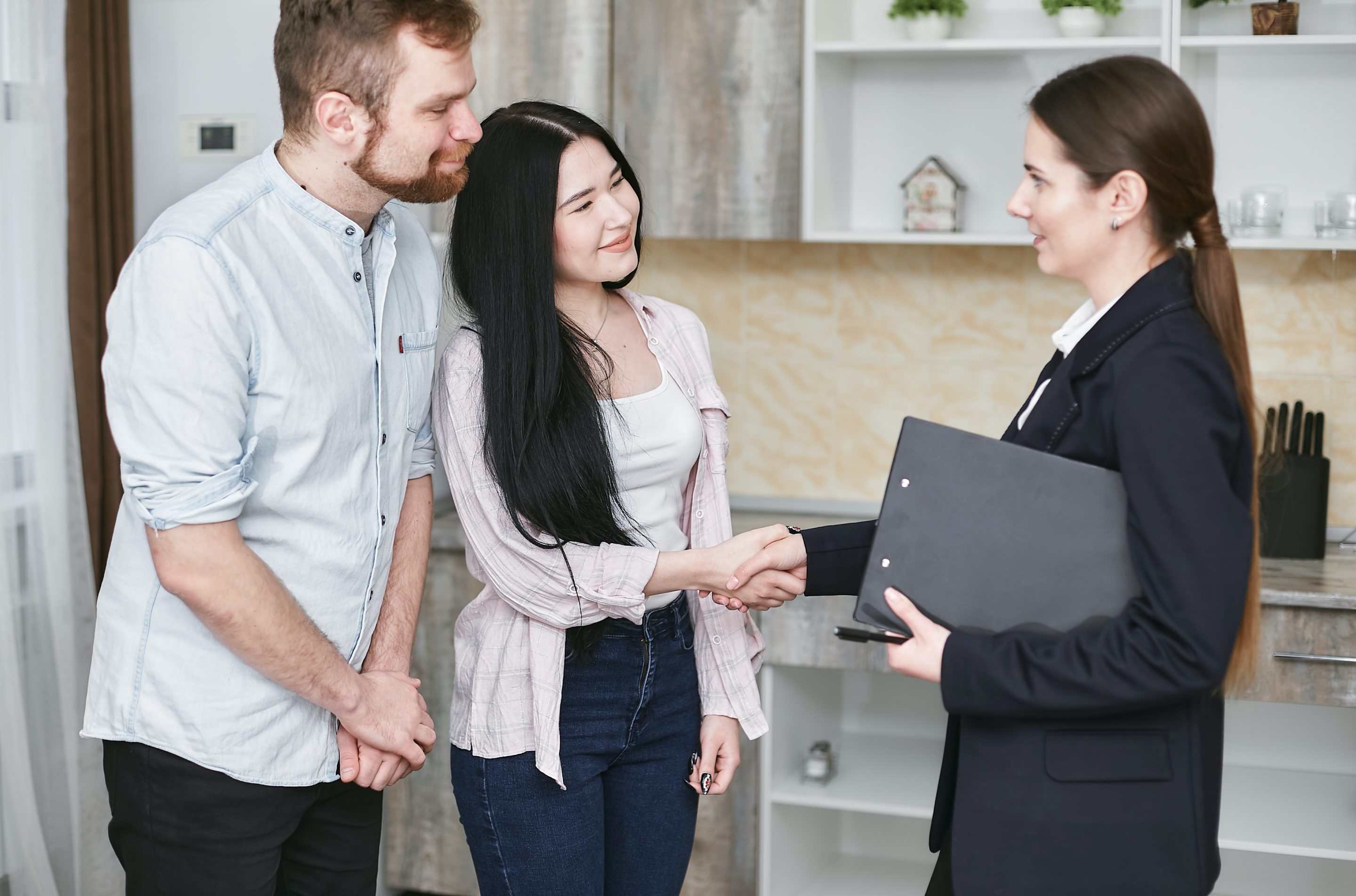 Comment domicilier une entreprise d’assurance : les 6 étapes clefs