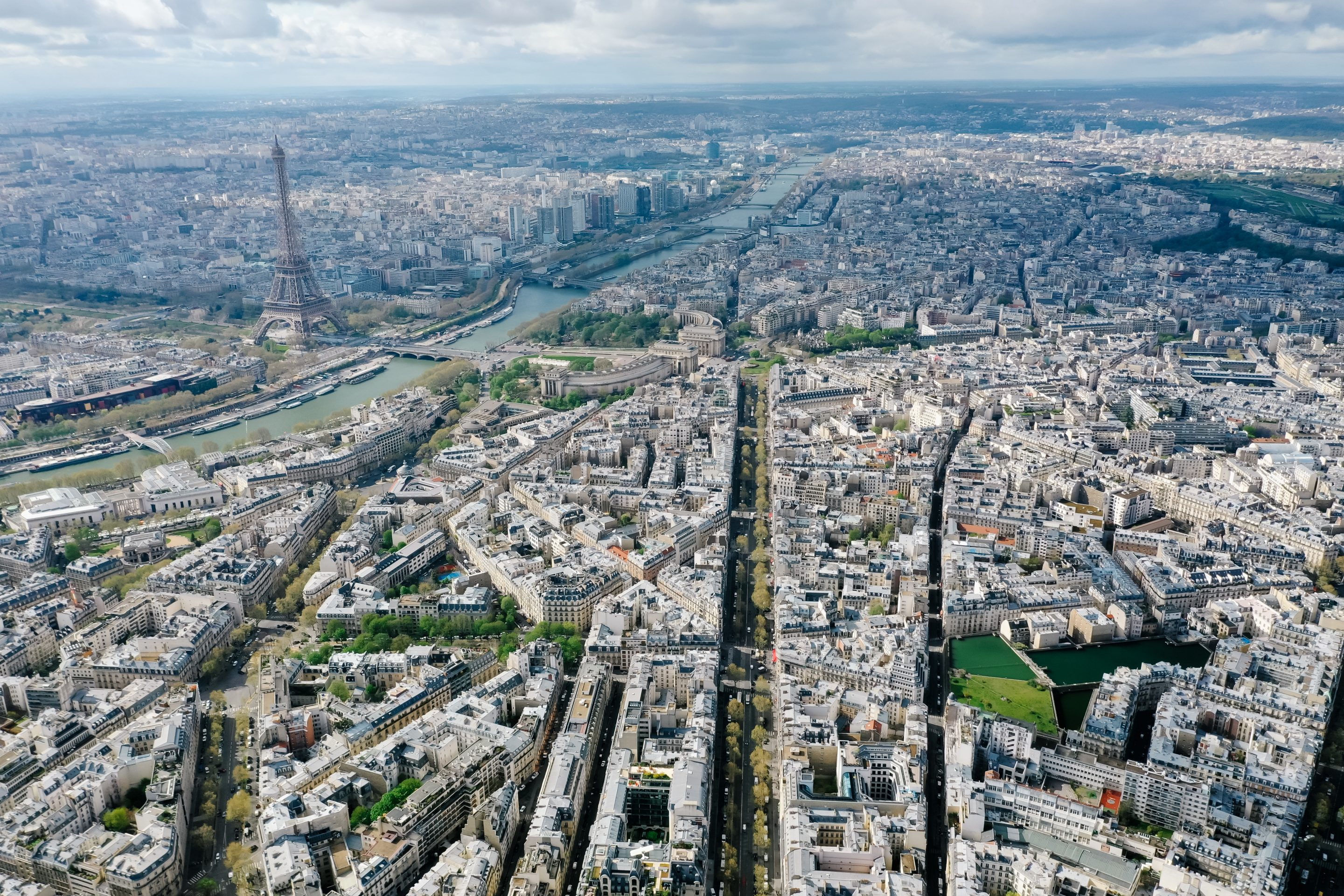 Domiciliation d’entreprise en Île de France : les avantages