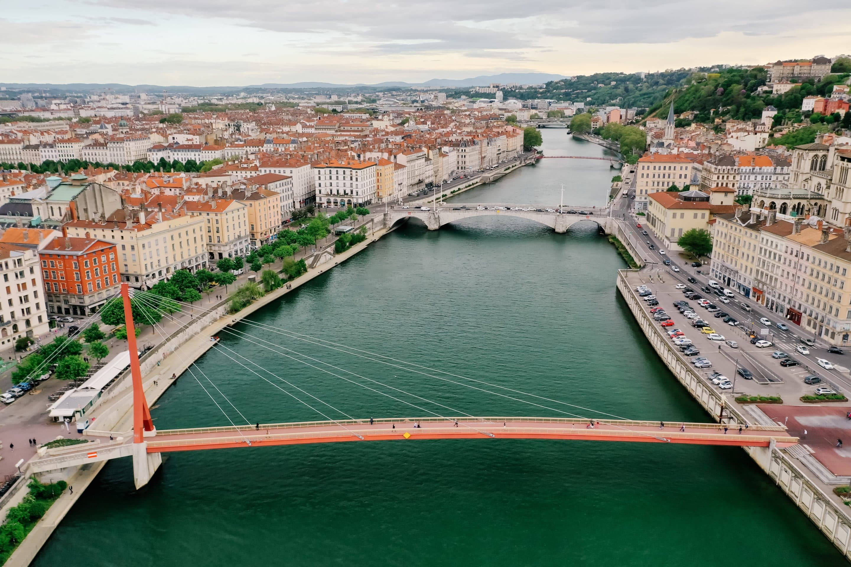 Domiciliation d’une entreprise à Lyon pas chère : nos astuces