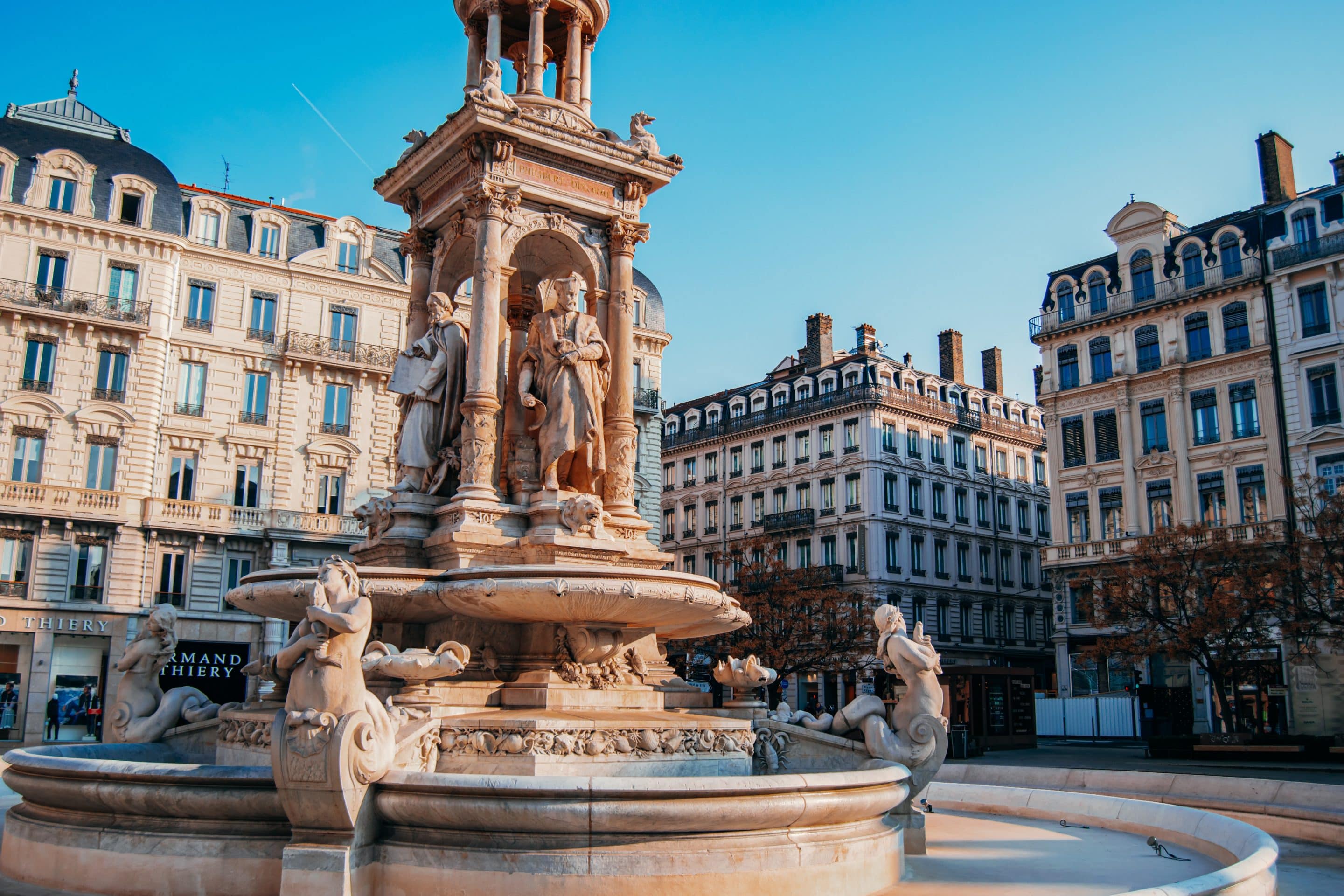 Siège social à Lyon : pourquoi domicilier son entreprise dans cette ville